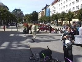 A final hour in Bergen, at King Olav Vs Plass